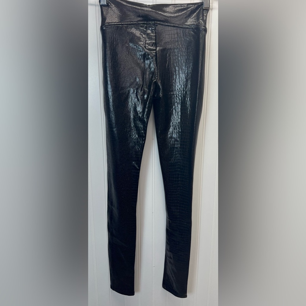 EUC Spanx Faux Reptile Leather Legging Sz XS
